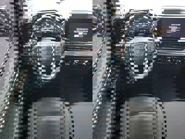 Used 2024 GMC Sierra 1500 SLT image 8