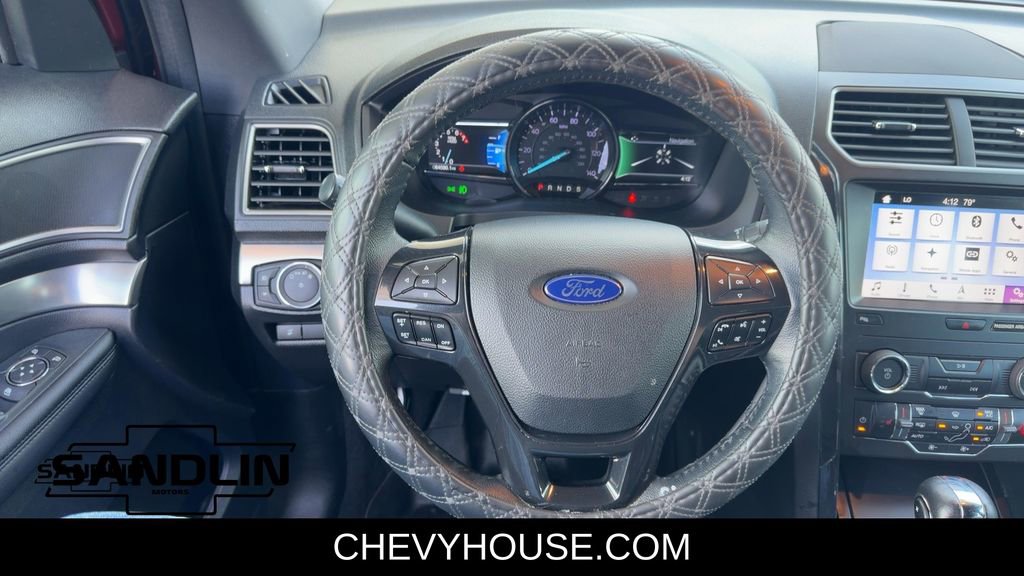 Used 2019 Ford Explorer XLT w/ Equipment Group 202A image 18