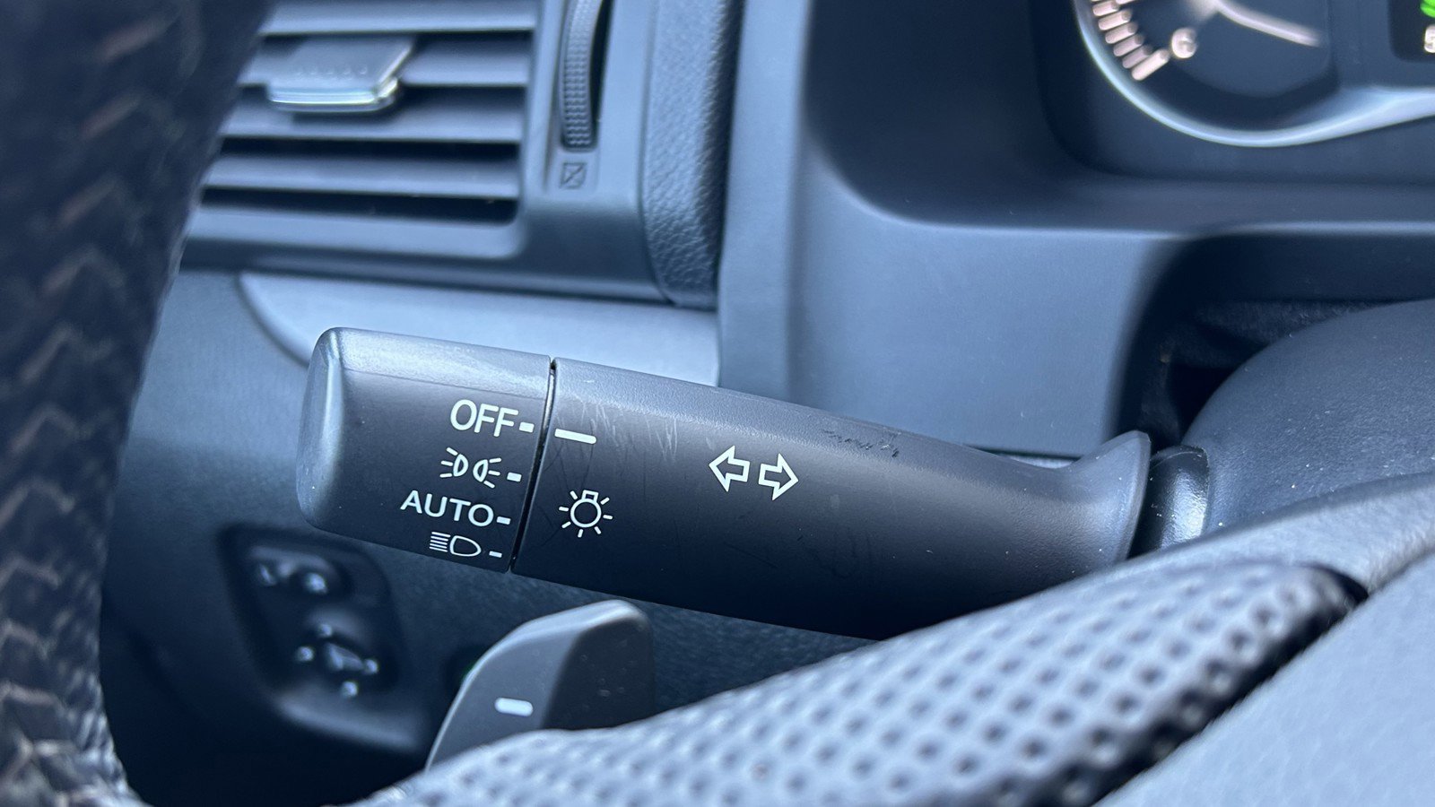 Used 2023 Honda Passport EX-L image 24