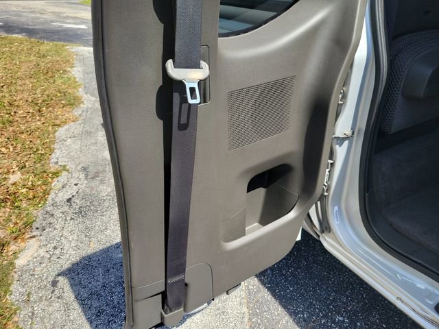 Used 2013 Nissan Frontier SV RWD image 28