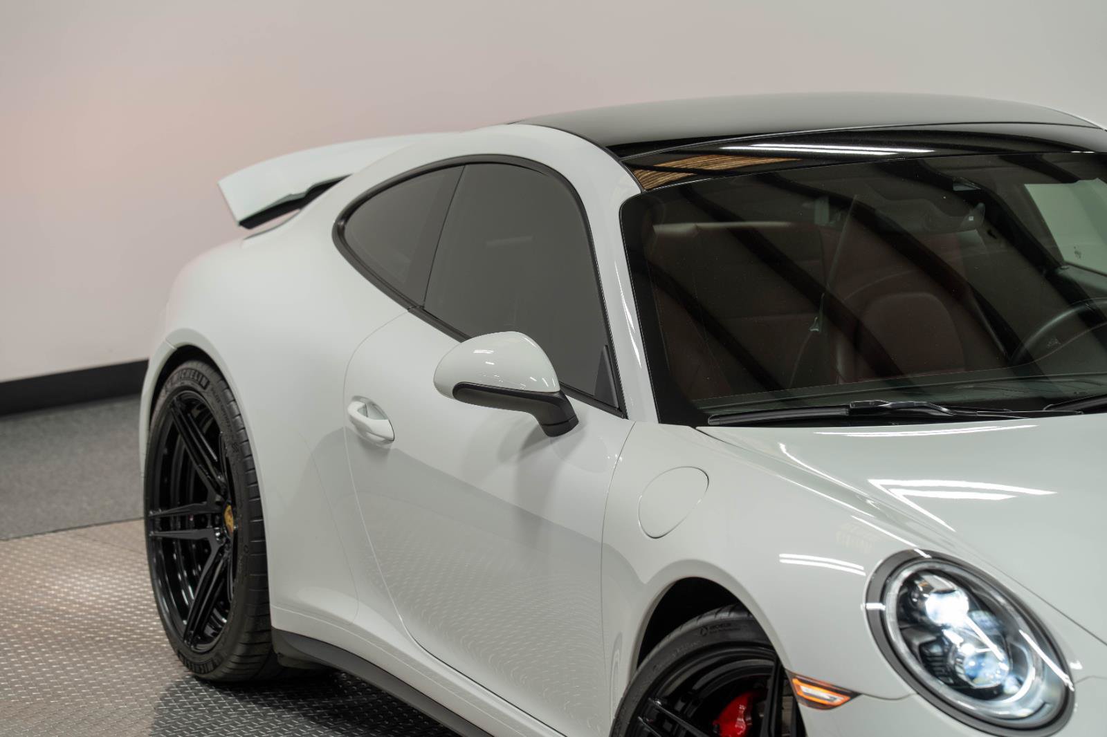 Used 2018 Porsche 911 Carrera 4S AWD/4WD image 35