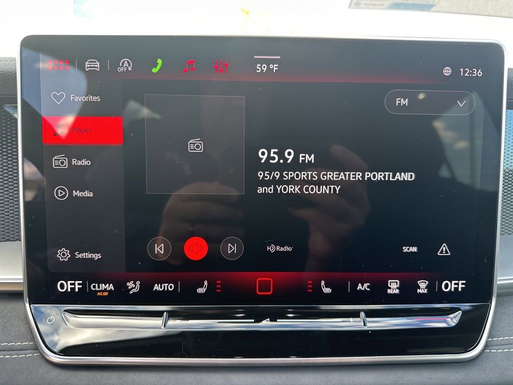 New 2026 Volkswagen Tiguan SE R-Line image 17