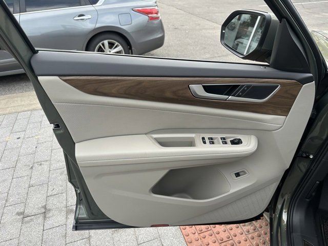 New 2026 Volkswagen Atlas SE image 10