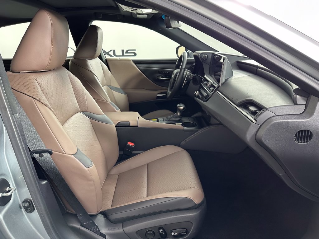 Used 2024 Lexus ES 350 w/ Premium Package FWD image 22