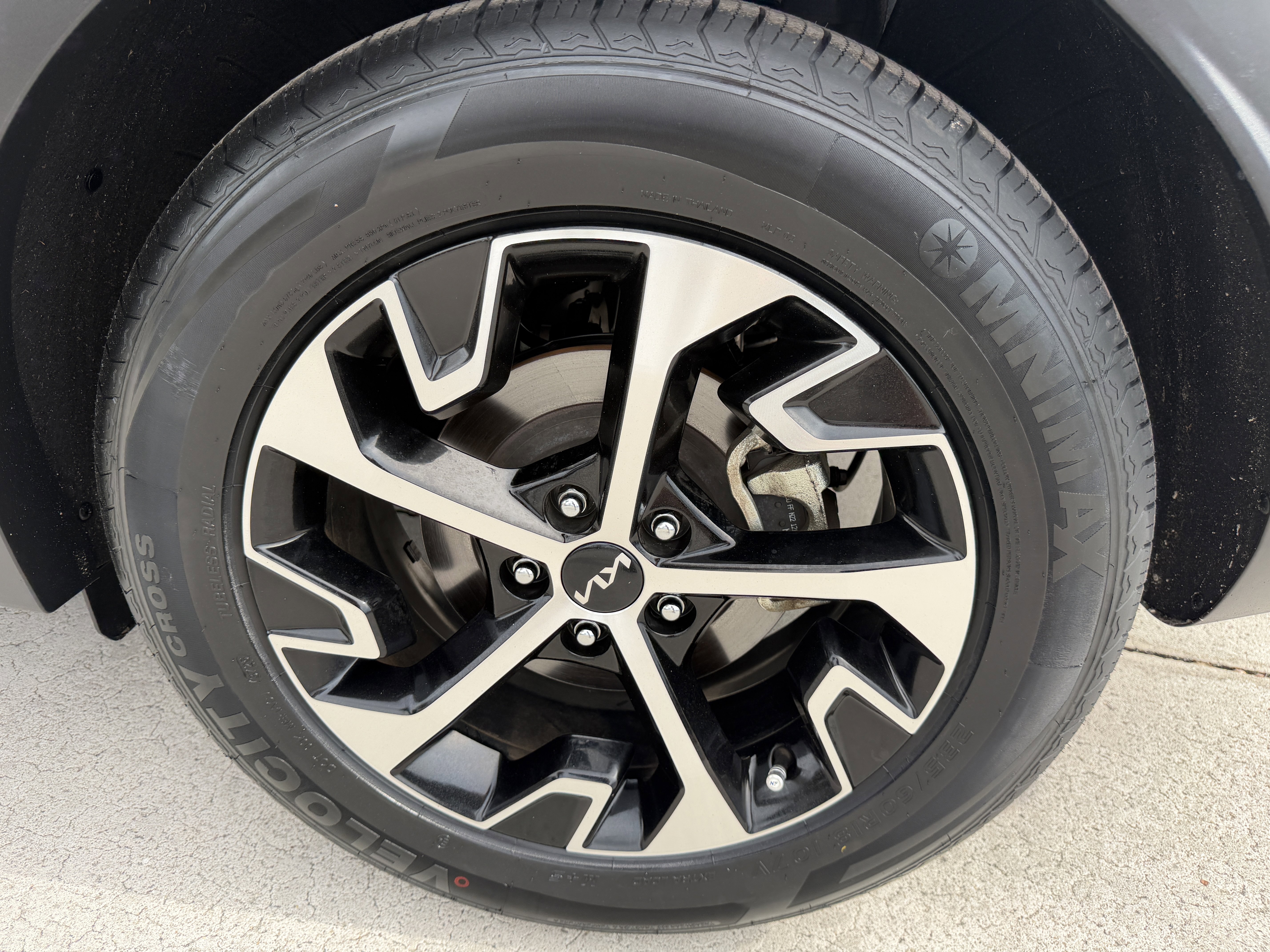 Certified 2023 Kia Sportage EX image 33