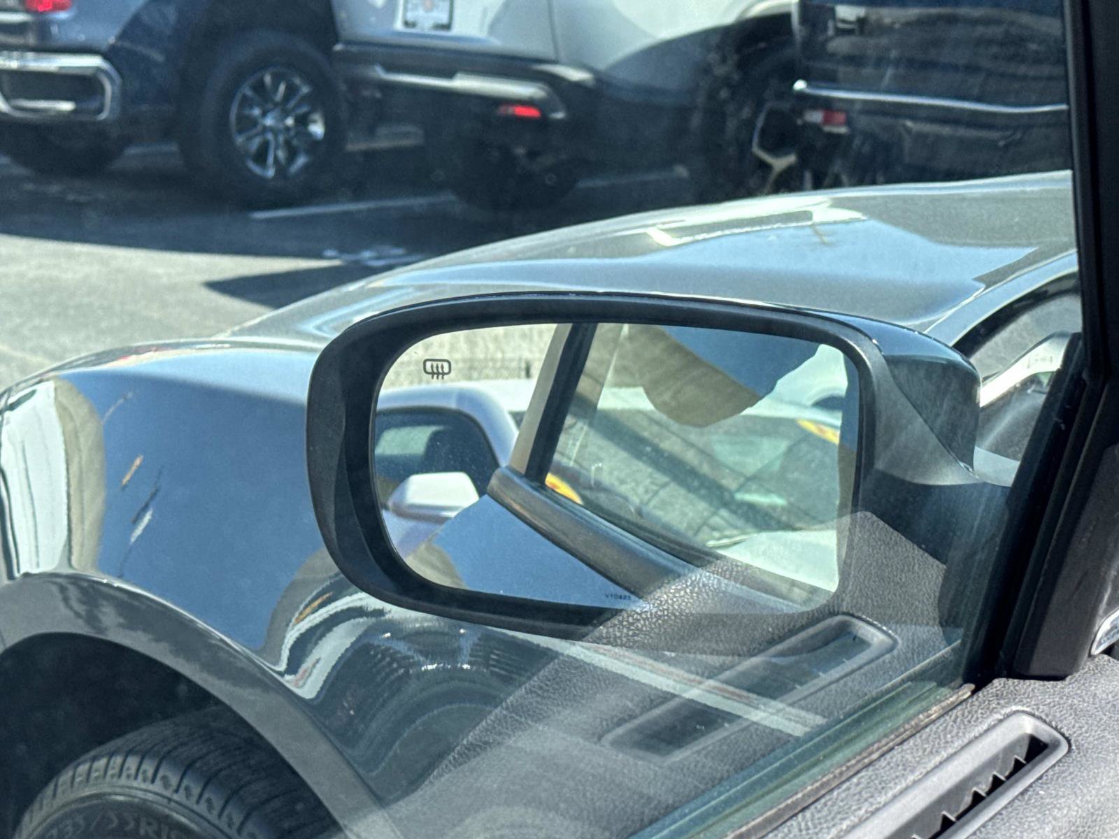 Used 2023 Dodge Charger SXT image 19