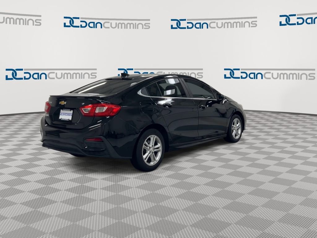 Used 2016 Chevrolet Cruze LT w/ RS Package FWD image 8