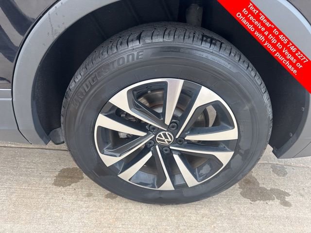 Used 2024 Volkswagen Tiguan S image 10