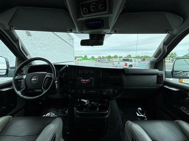 Used 2020 GMC Savana 2500 Extended w/ Enhanced Convenience Package RWD image 23