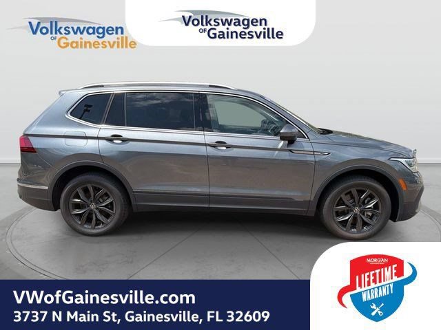 Used 2024 Volkswagen Tiguan SE AWD/4WD image 2