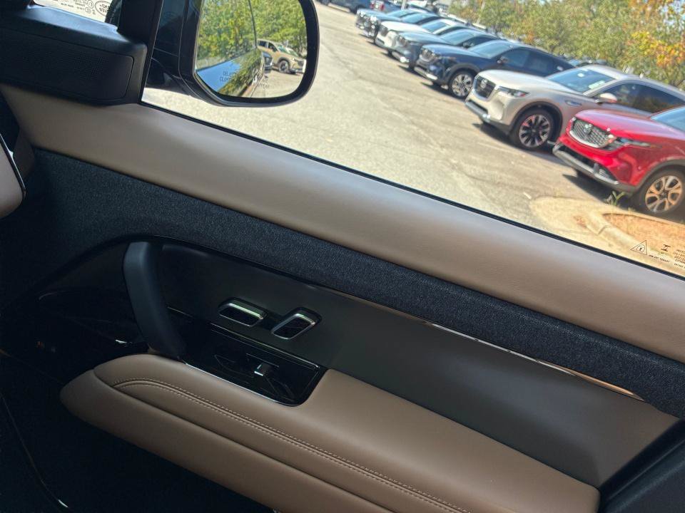 New 2027 Land Rover Range Rover Sport SE AWD/4WD image 31
