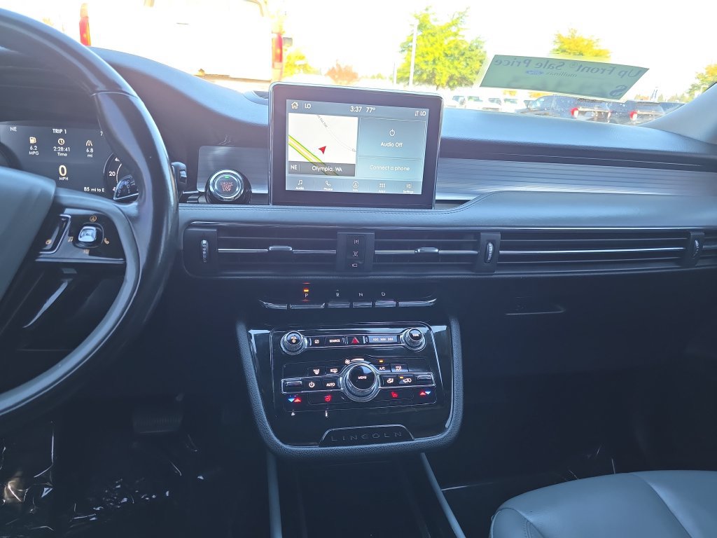 Used 2021 Lincoln Corsair AWD w/ Rear Removable Package Tray image 23