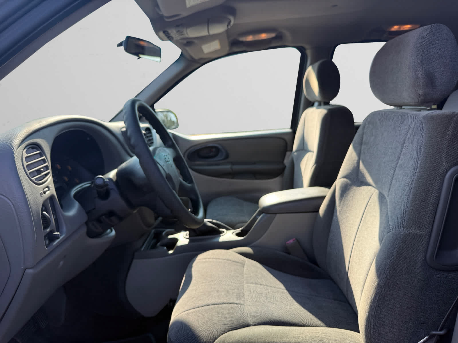 Used 2004 Chevrolet TrailBlazer LT RWD image 9