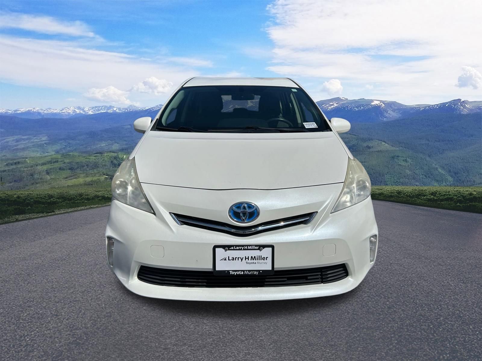 Used 2012 Toyota Prius V Two image 8