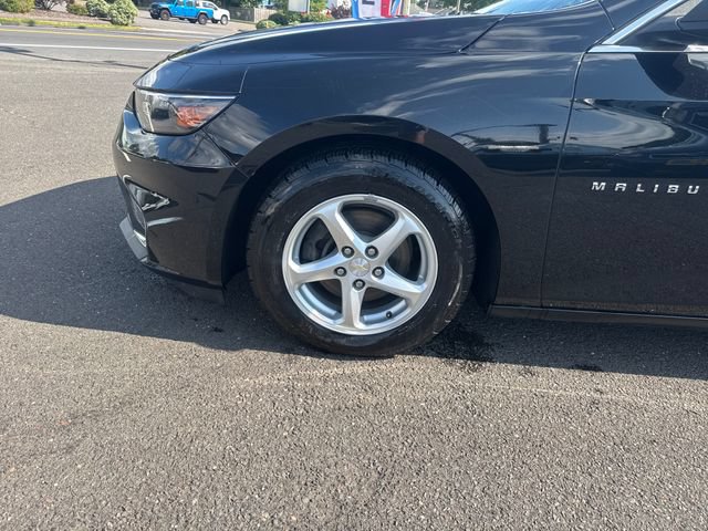 Used 2017 Chevrolet Malibu LS FWD image 27