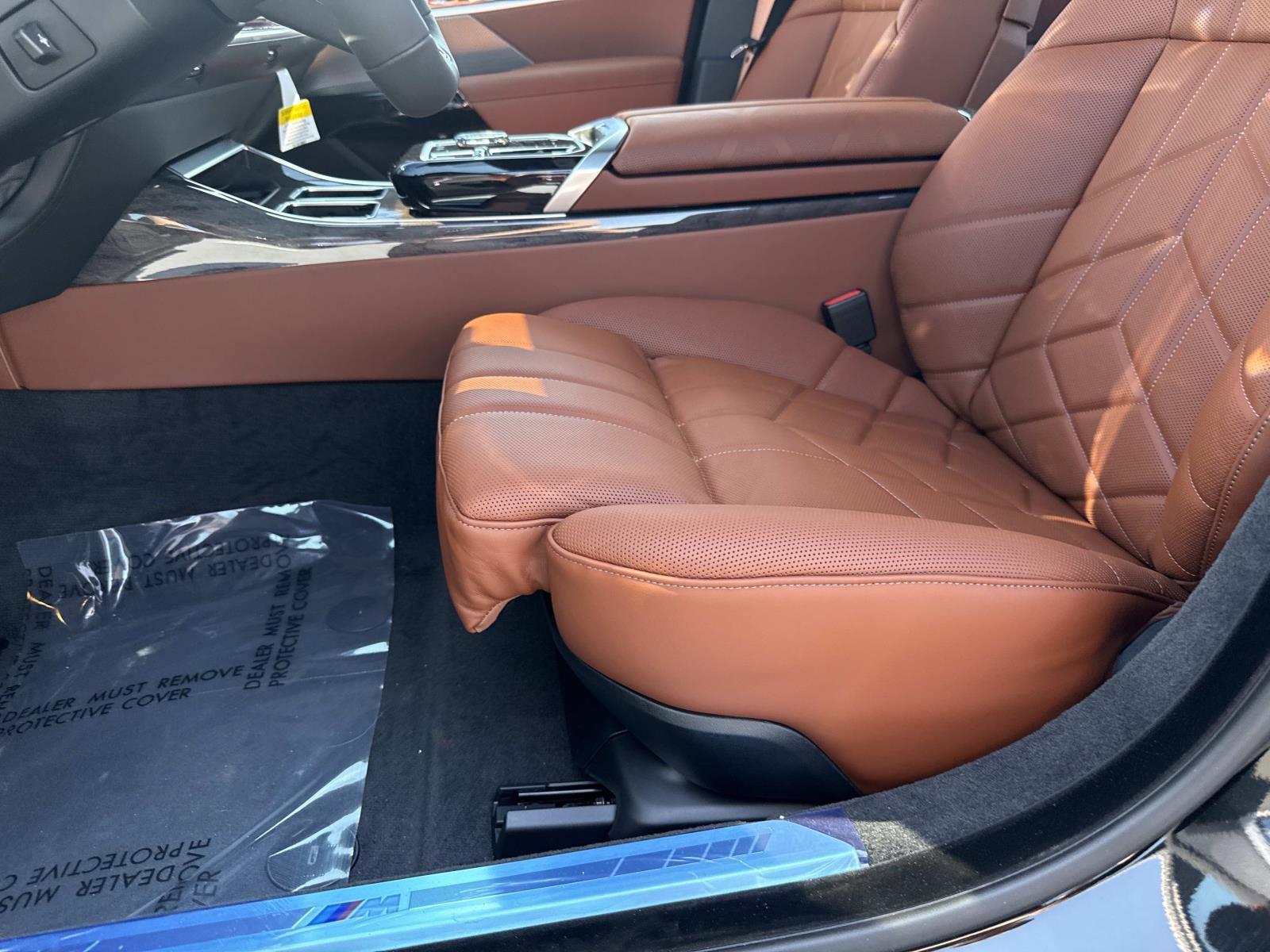 New 2026 BMW 760i xDrive w/ Luxury Rear Seating Package AWD/4WD image 20