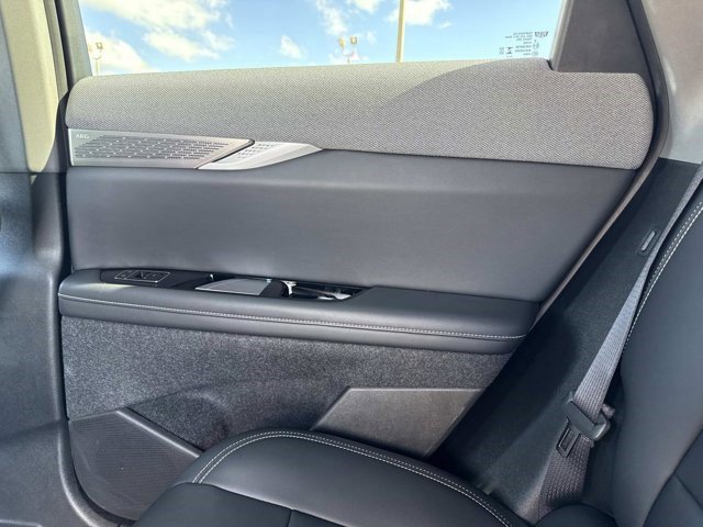 Certified 2025 Cadillac Optiq Sport 1 image 16