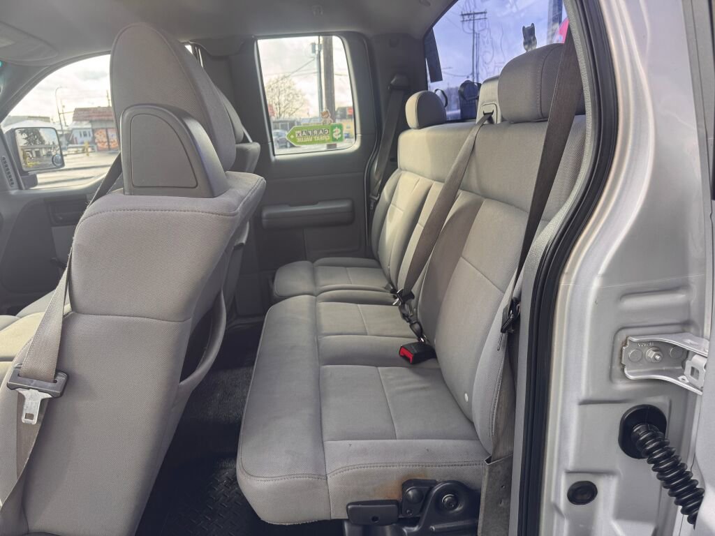 Used 2004 Ford F150 XL RWD image 16