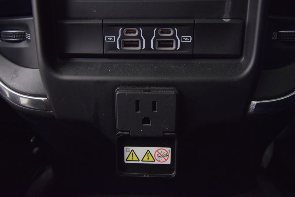 Used 2023 RAM 1500 Laramie image 42