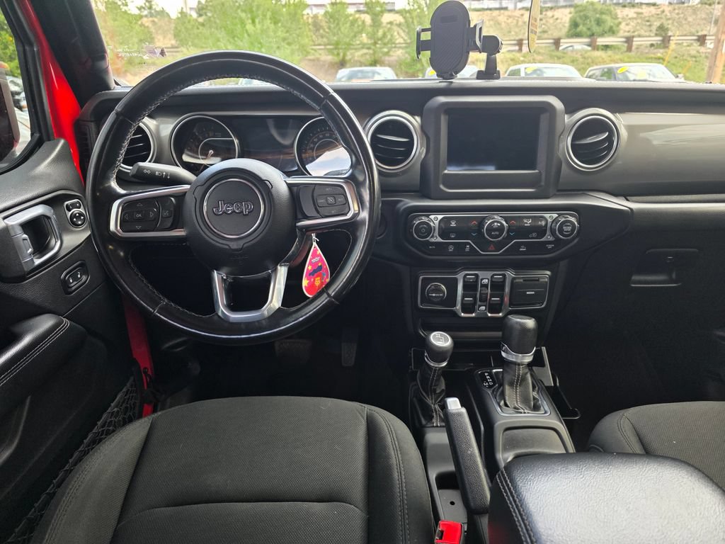 Used 2021 Jeep Gladiator Overland AWD/4WD image 11