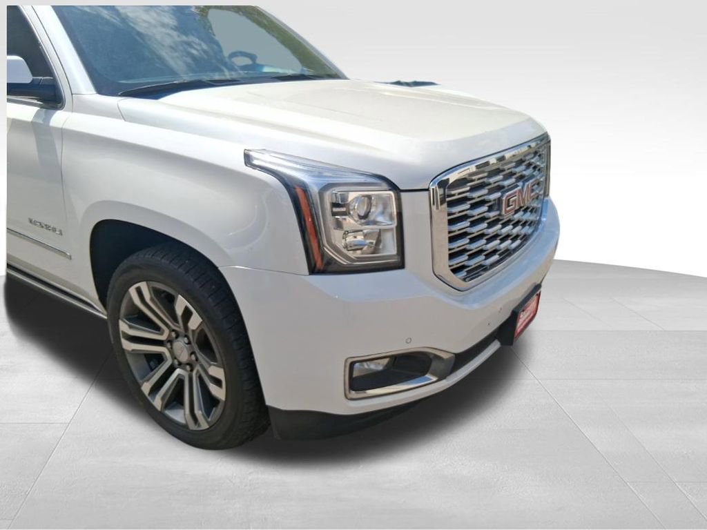 Used 2018 GMC Yukon Denali w/ Denali Ultimate Package AWD/4WD image 13