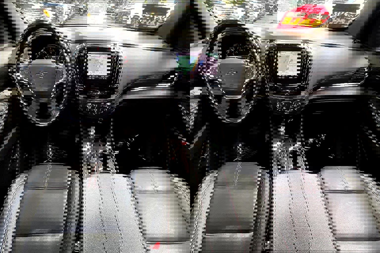 Certified 2023 Chevrolet Traverse RS FWD image 15