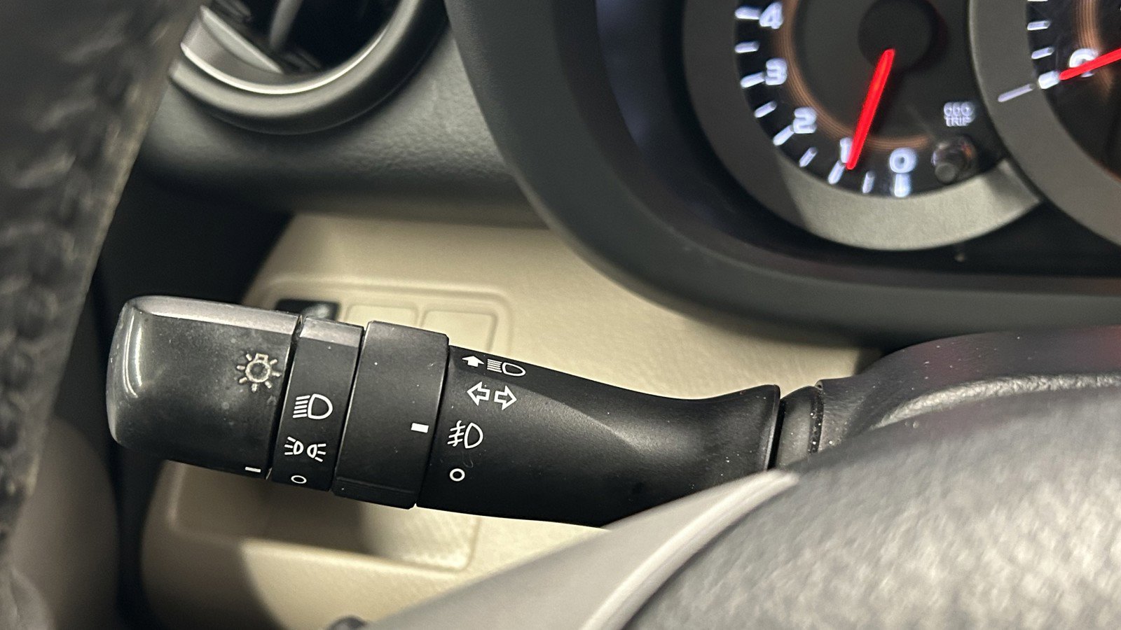 Used 2008 Toyota RAV4 Limited image 23