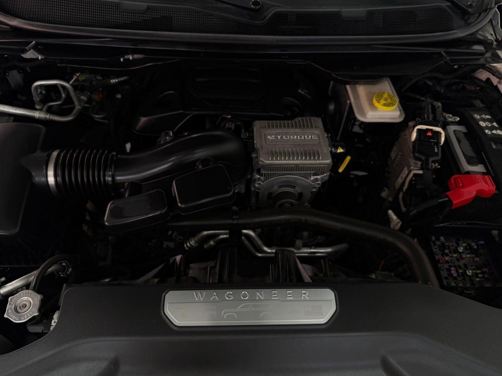 Used 2022 Jeep Wagoneer Series II AWD/4WD image 32