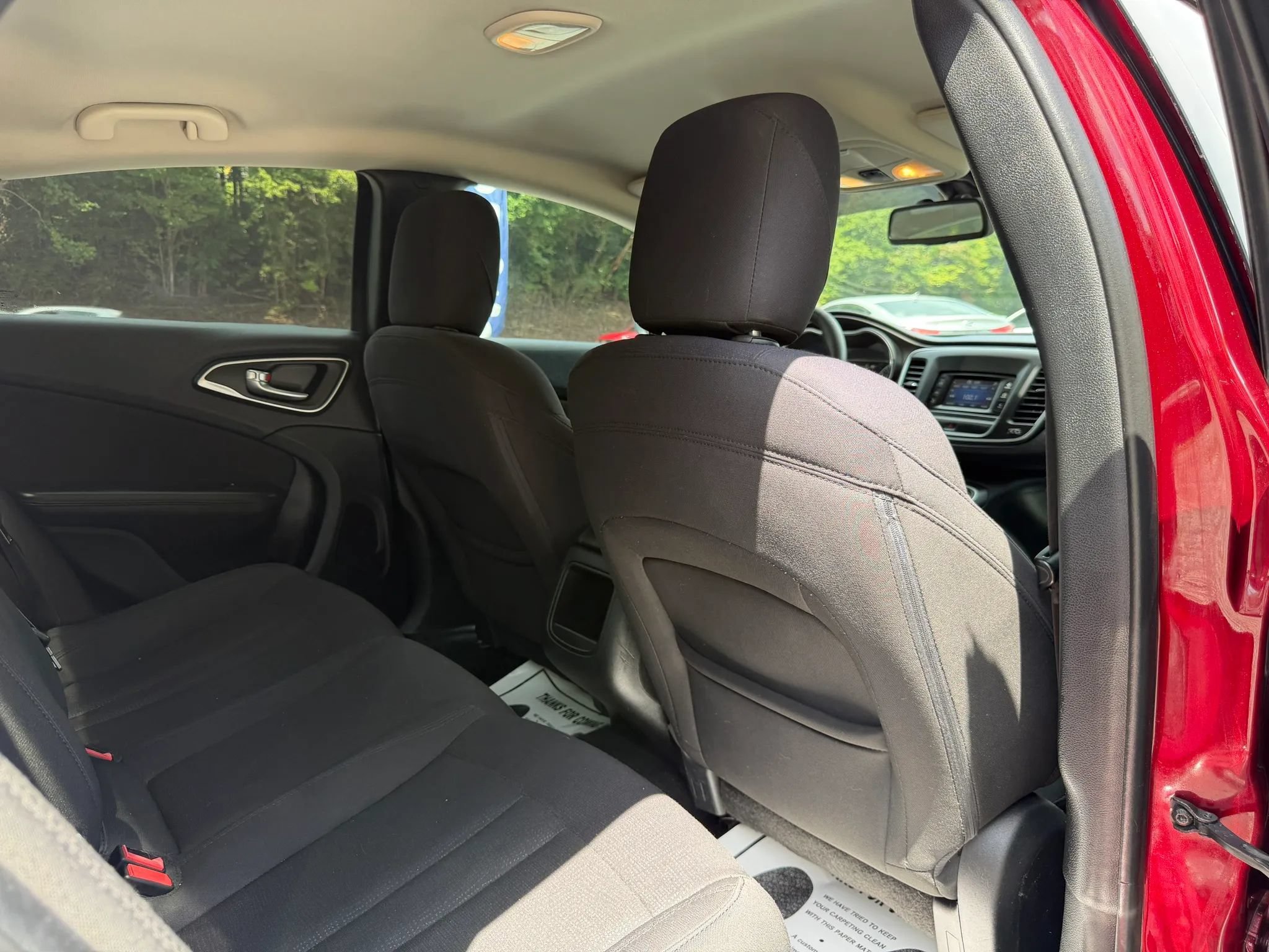 Used 2015 Chrysler 200 Limited FWD image 17