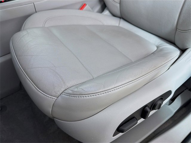 Used 2017 GMC Acadia SLT image 18