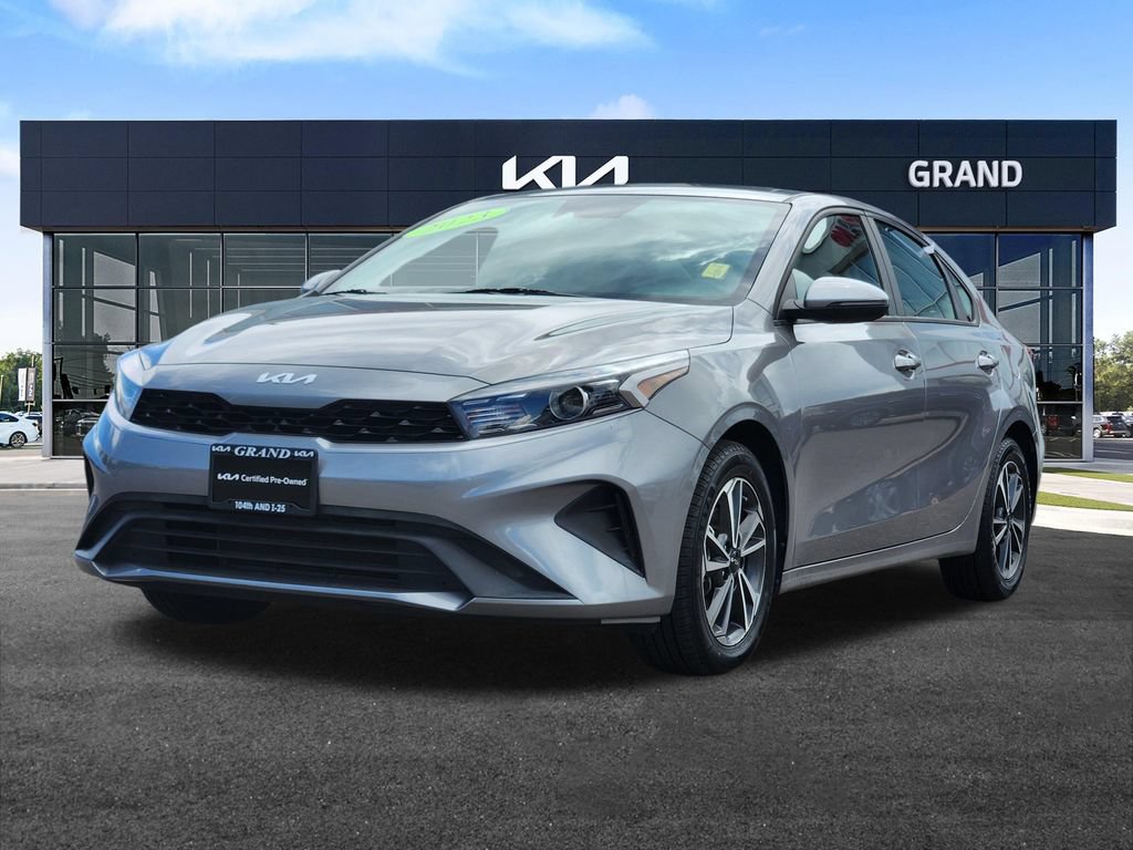 Certified 2023 Kia Forte LXS w/ LXS Technology Package FWD image 5