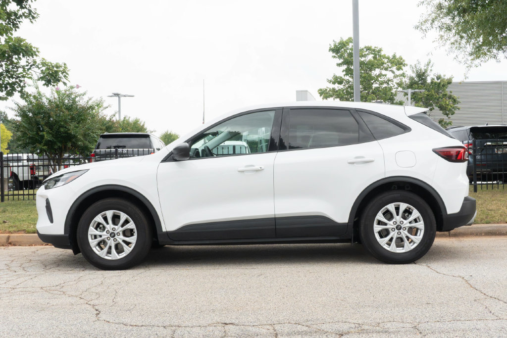 Used 2025 Ford Escape Active FWD image 7