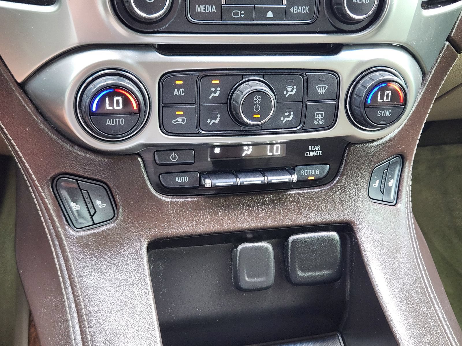 Used 2016 Chevrolet Tahoe LT RWD image 20