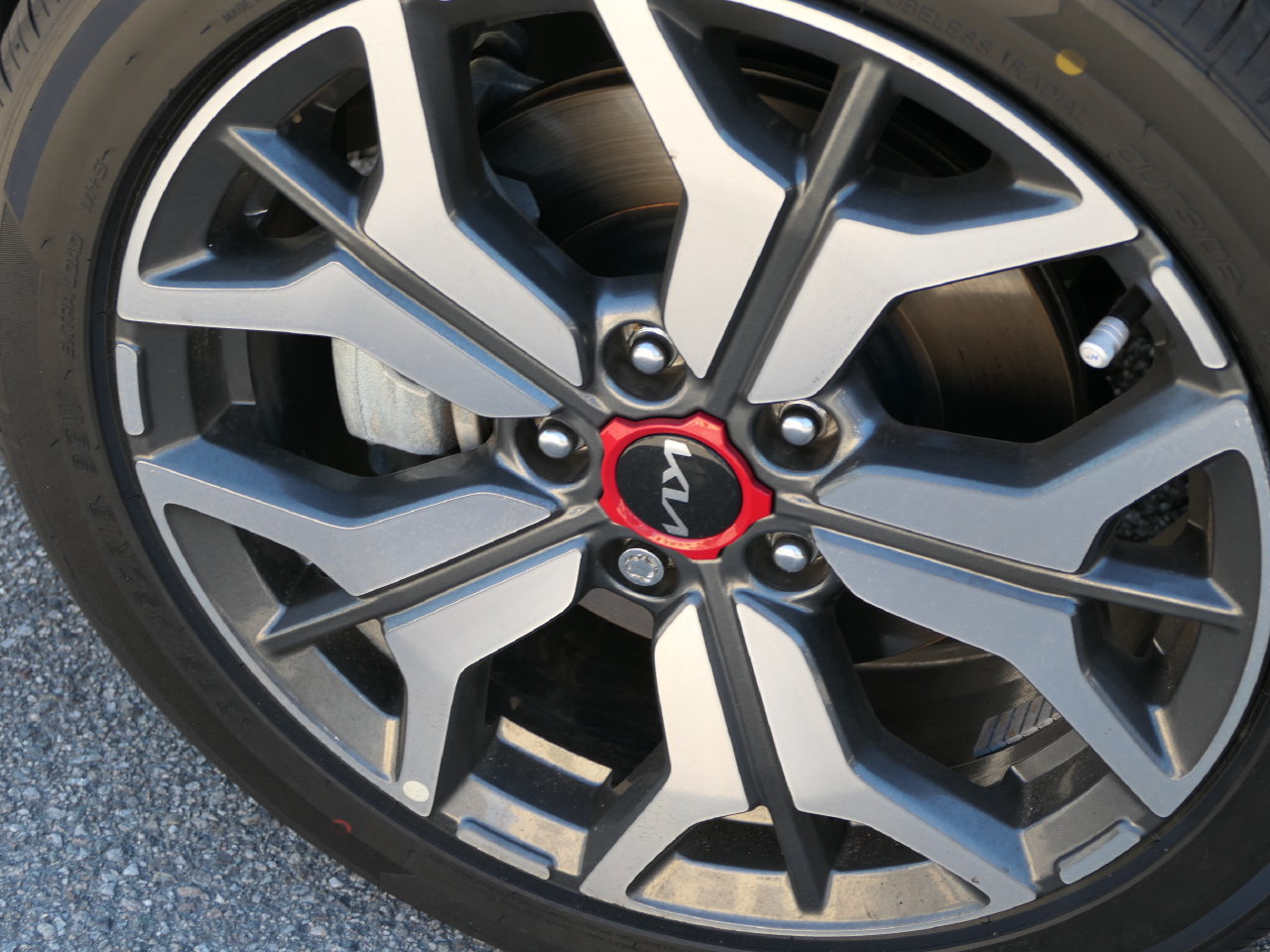 Certified 2023 Kia Seltos SX AWD/4WD image 11