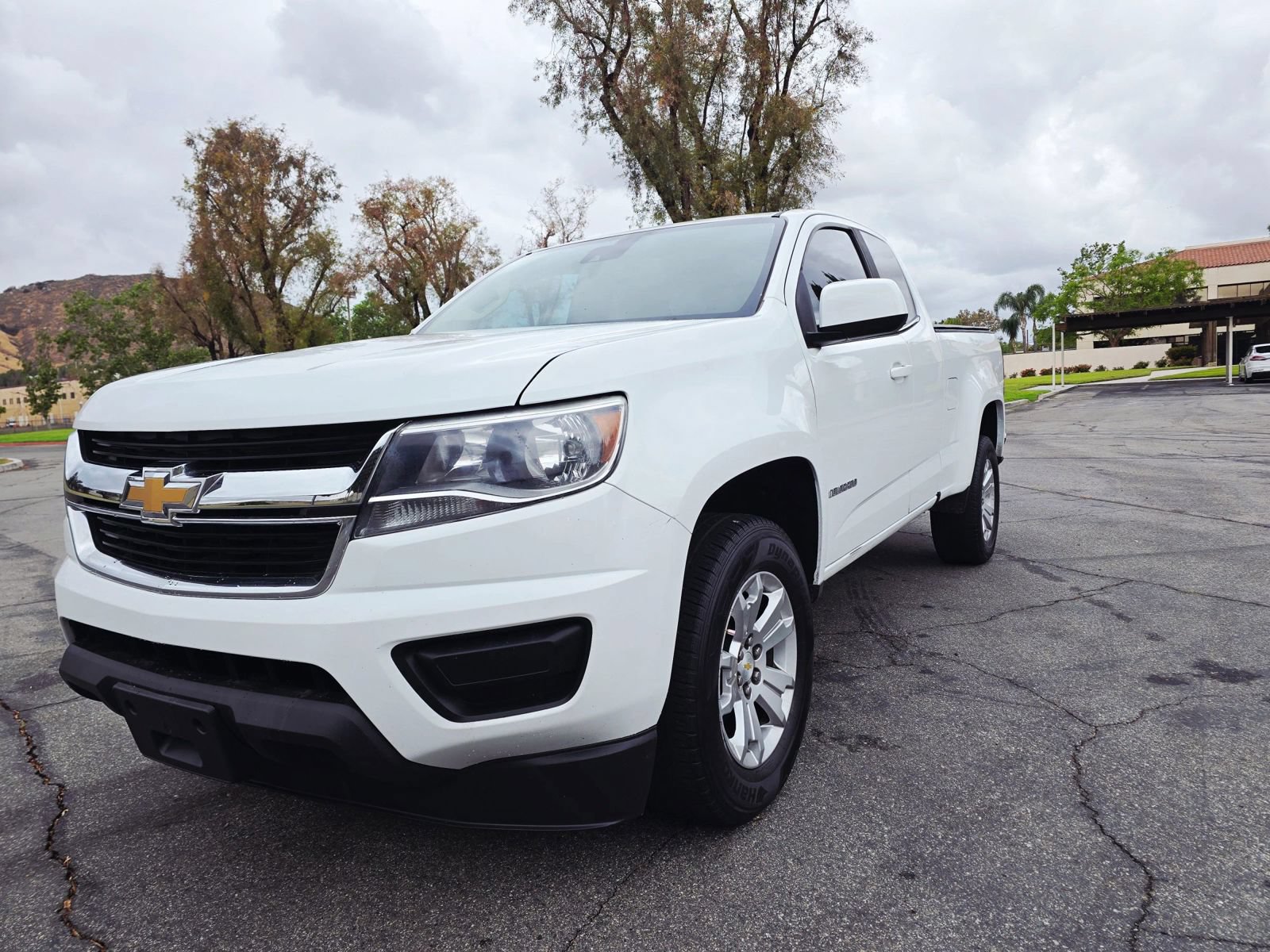 Used 2020 Chevrolet Colorado LT w/ Safety Package RWD image 4