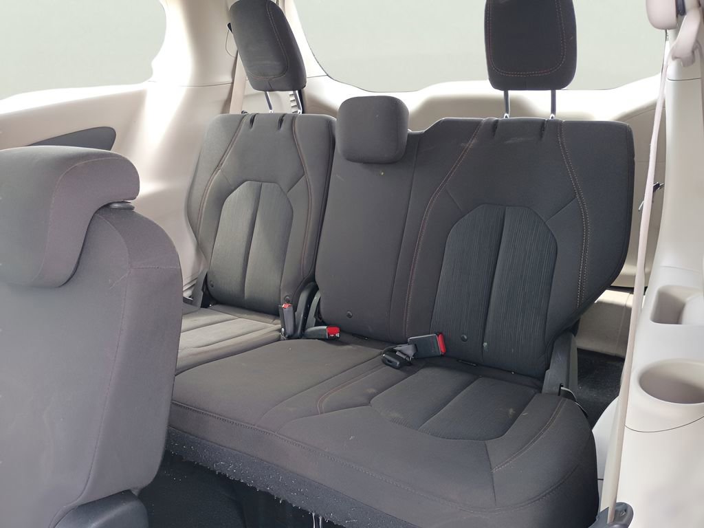 Used 2018 Chrysler Pacifica Touring Plus w/ Tire & Wheel Group image 23