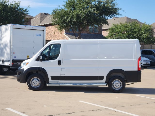 Used 2025 RAM ProMaster 2500 w/ U-Haul Equipment Group FWD image 13