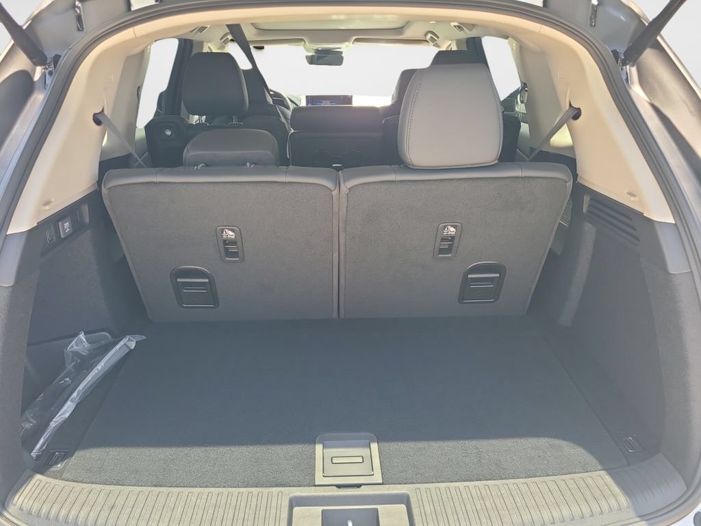 New 2026 Acura MDX SH-AWD image 9