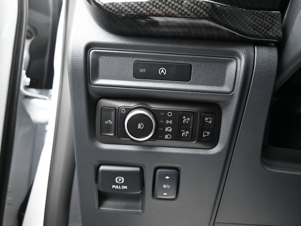 New 2025 Ford F150 Lariat w/ Equipment Group 502A High image 27