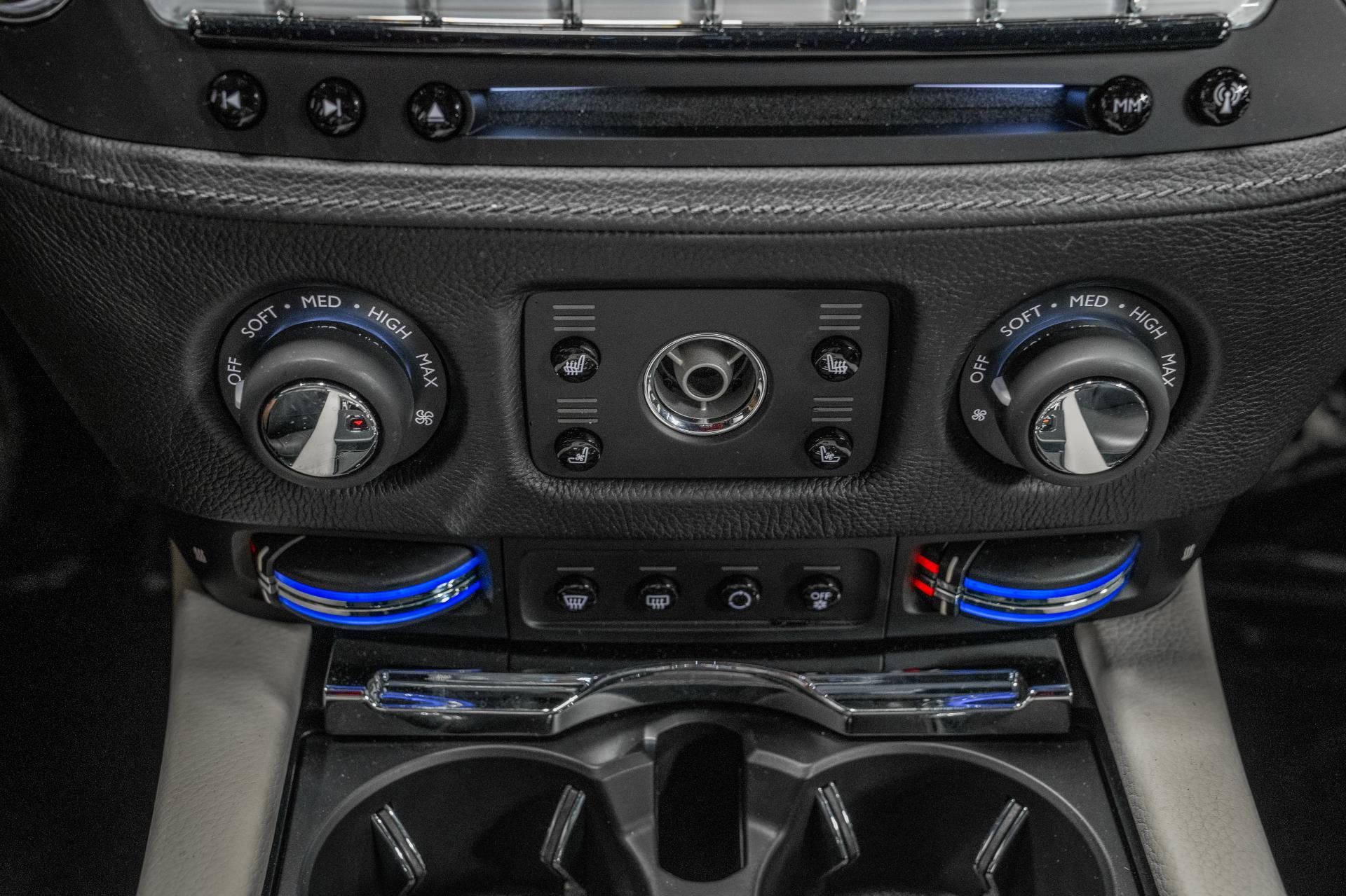 Used 2014 Rolls-Royce Ghost image 35