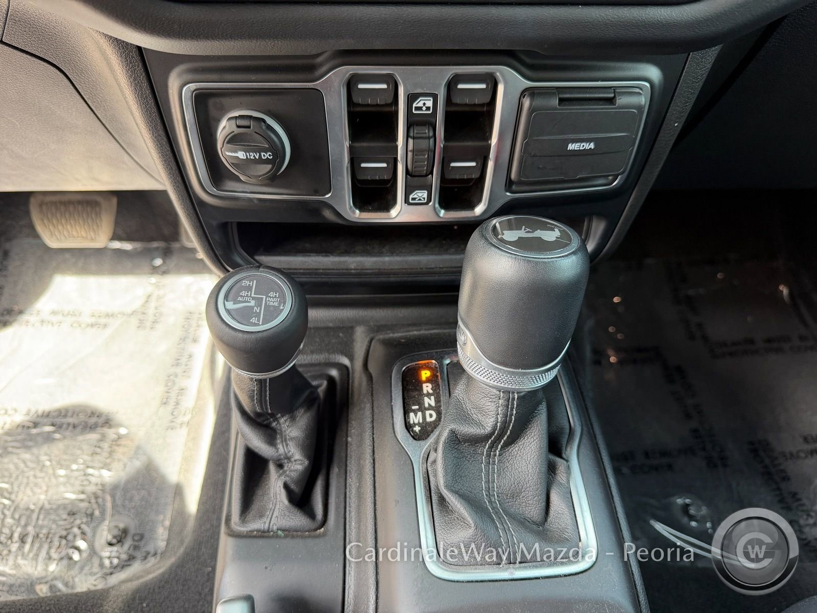 Used 2024 Jeep Wrangler High Altitude image 30