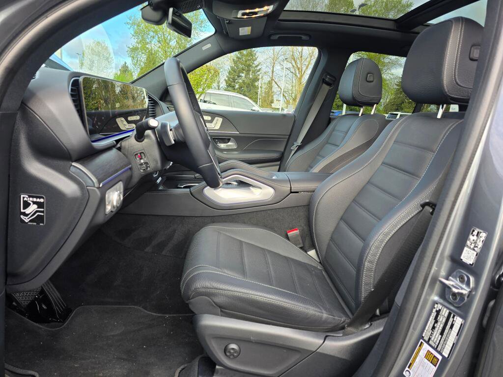 Certified 2025 Mercedes-Benz GLE 580 4MATIC image 13