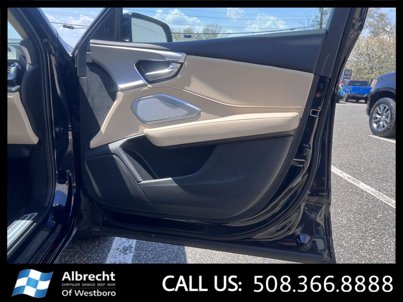 Used 2024 Acura RDX SH-AWD w/ Technology Package image 22