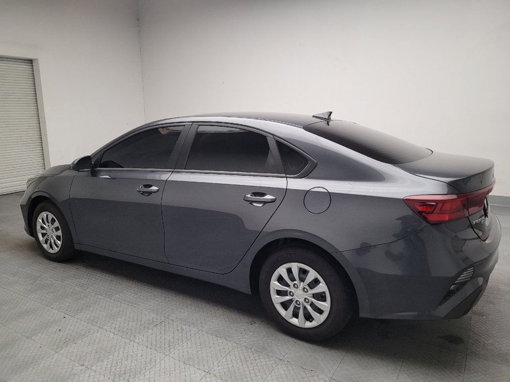 Used 2024 Kia Forte LX FWD image 3