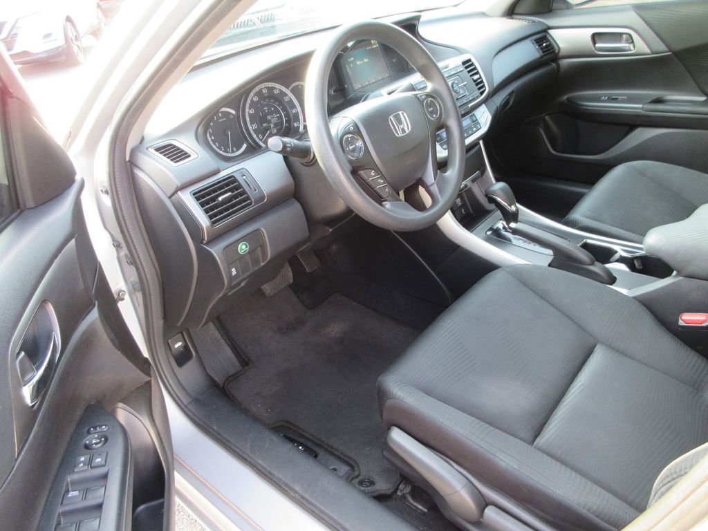 Used 2014 Honda Accord LX image 10