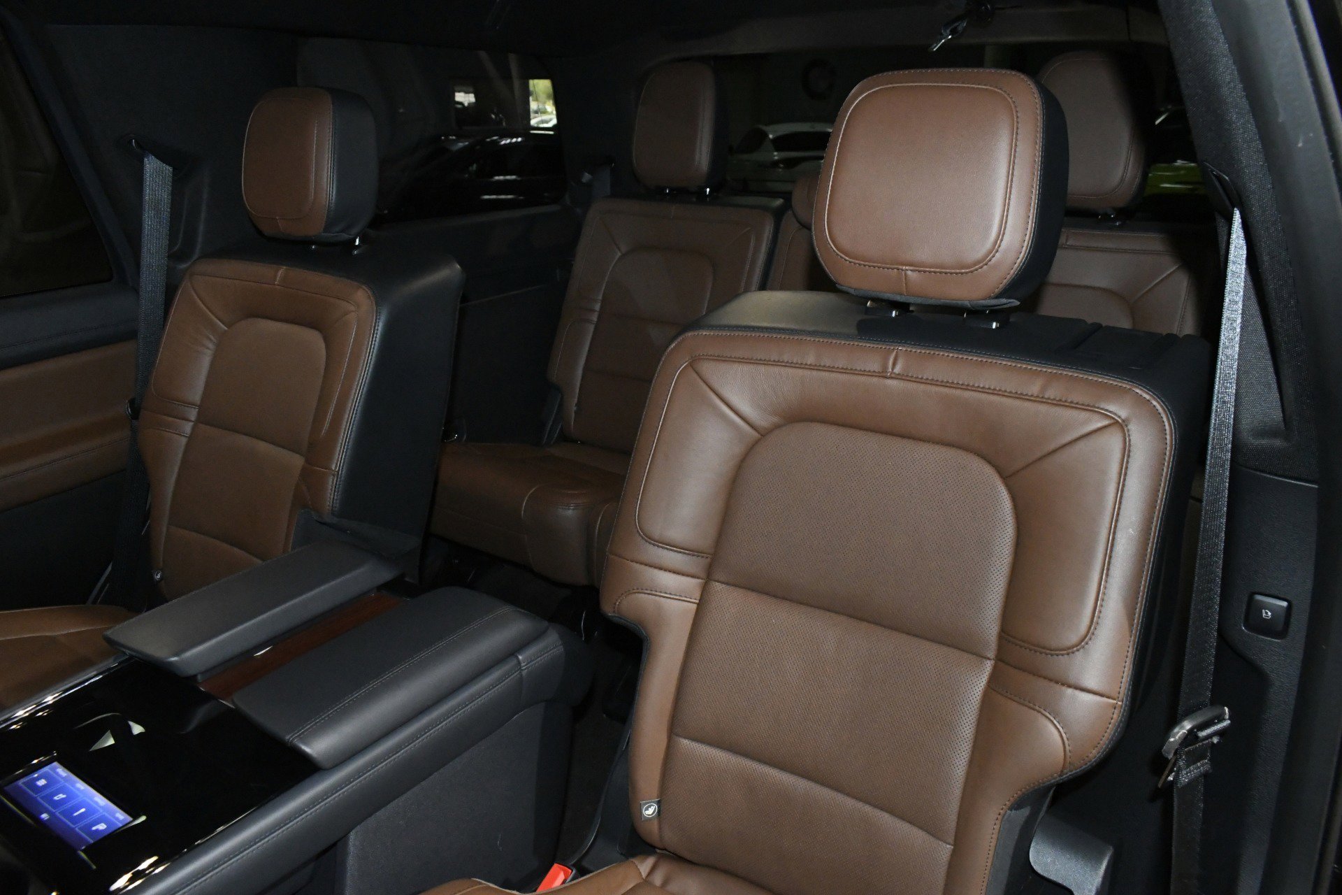 Used 2023 Lincoln Navigator Reserve image 17