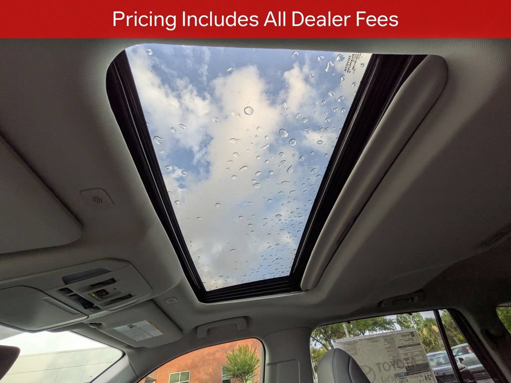 New 2026 Toyota Highlander Limited AWD/4WD image 22