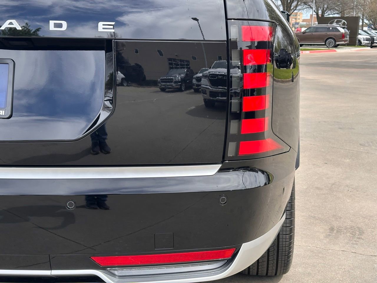 Used 2026 Hyundai Palisade Calligraphy image 11