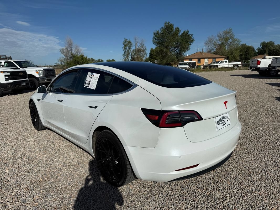 Used 2018 Tesla Model 3 Mid Range RWD image 8