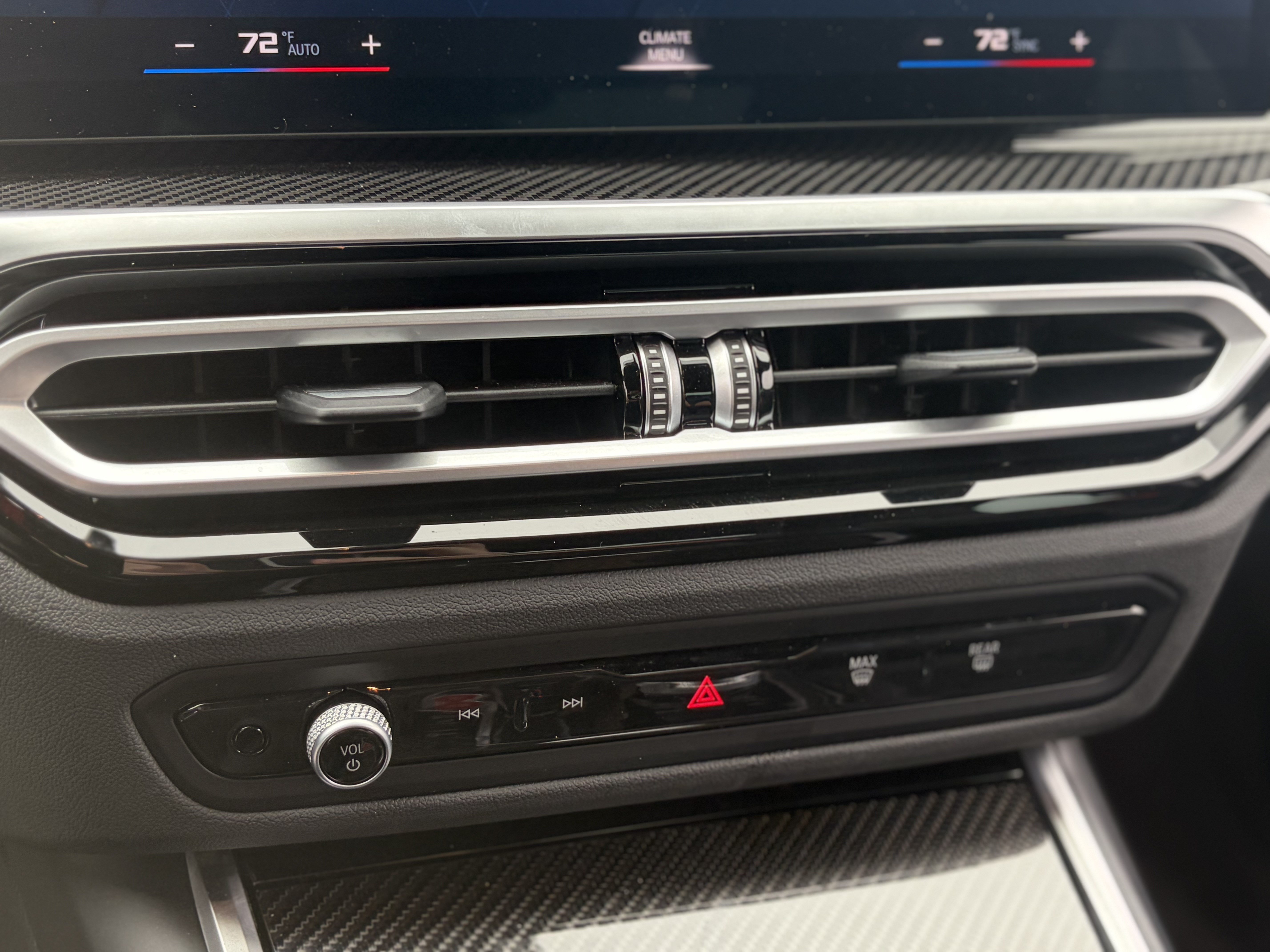 Used 2024 BMW M2 w/ Lighting Package RWD image 33